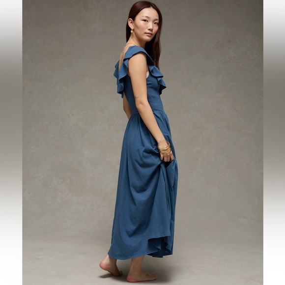 American Eagle Sunchaser Knit Drop Waist
Midi Dress - Picture 5 of 8